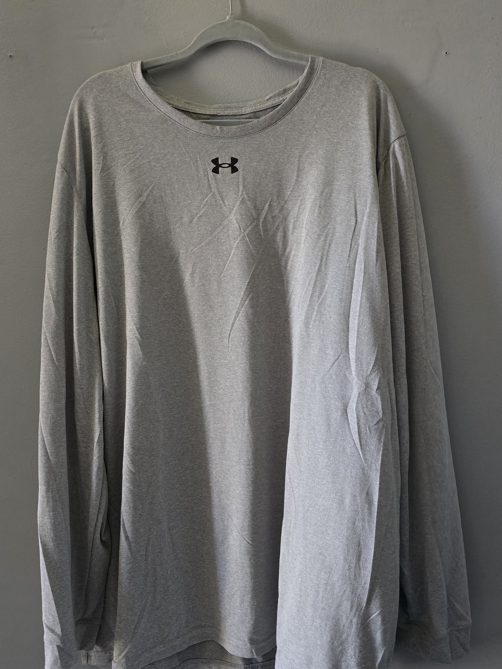Under Armour Men’s Long Sleeve Crew Tee - Light Weight Gray with Black Logo